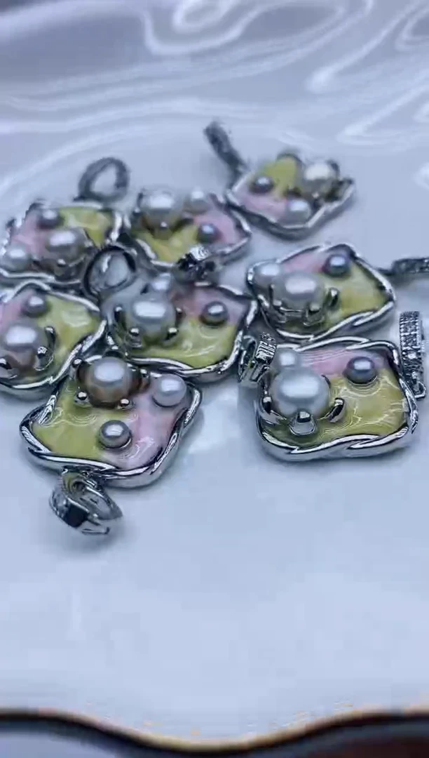 吊坠(不含链)未镶嵌淡水珍珠吊坠多样性发其一