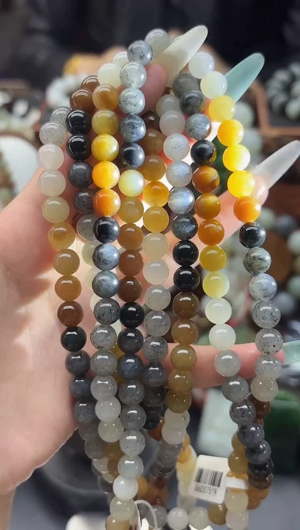 未镶嵌手串和田玉董小姐推荐 多样性发货 拍一发一db