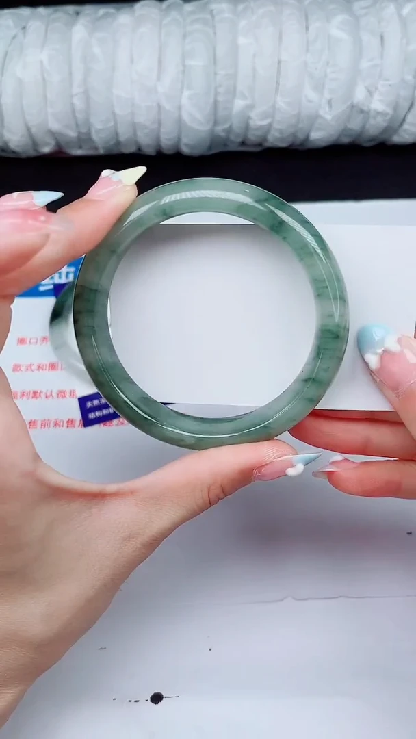 石英质玉手镯未镶嵌481-60/61