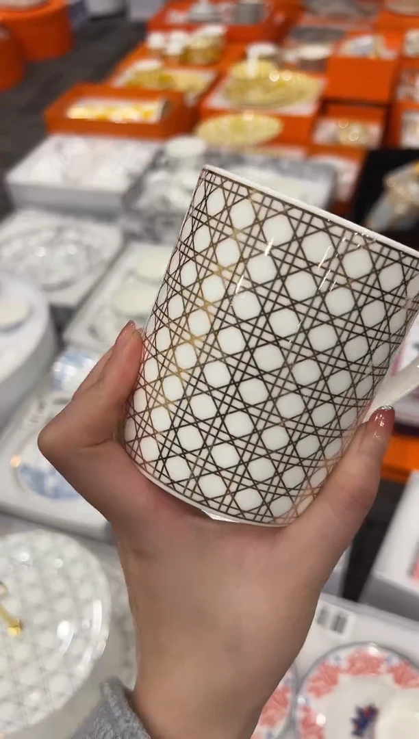 【闪购商品】杯H459--------------