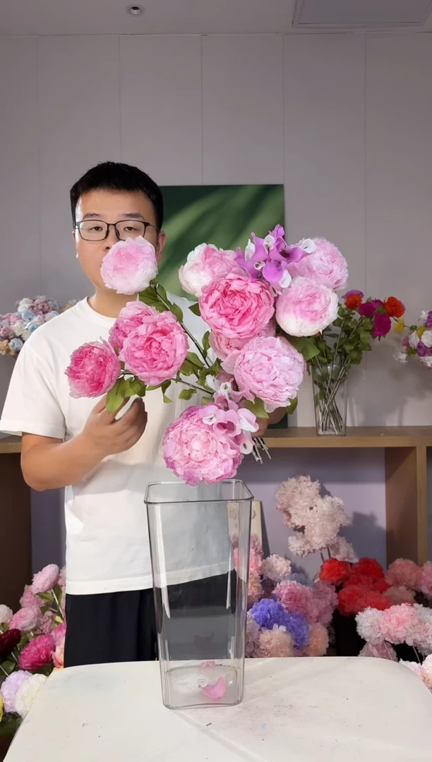 永生芍药14枝+豌豆花2枝