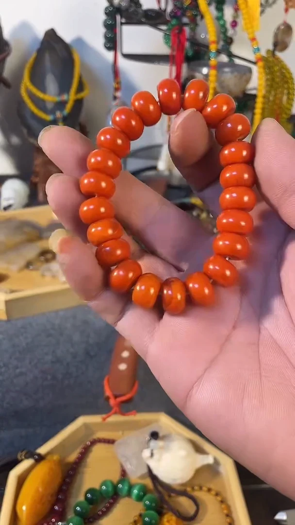 未镶嵌颈饰琥珀老九小铺哈哈哈