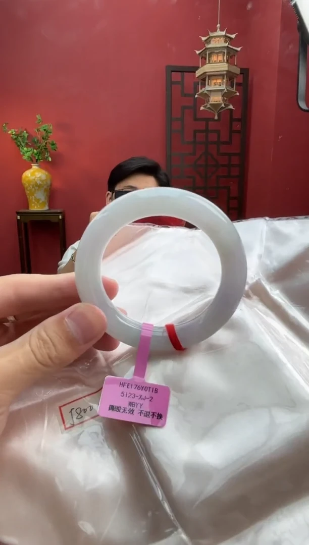 未镶嵌手镯（圆镯）翡翠翡翠手镯6
