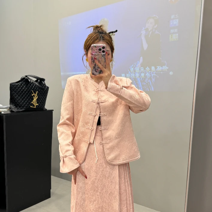 新中式国风盘扣复古外套秋季新款设计感小众洋气百搭休闲轻奢7999