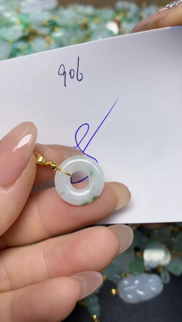 【闪购商品】翡翠挂件合金 天然翡翠A货
