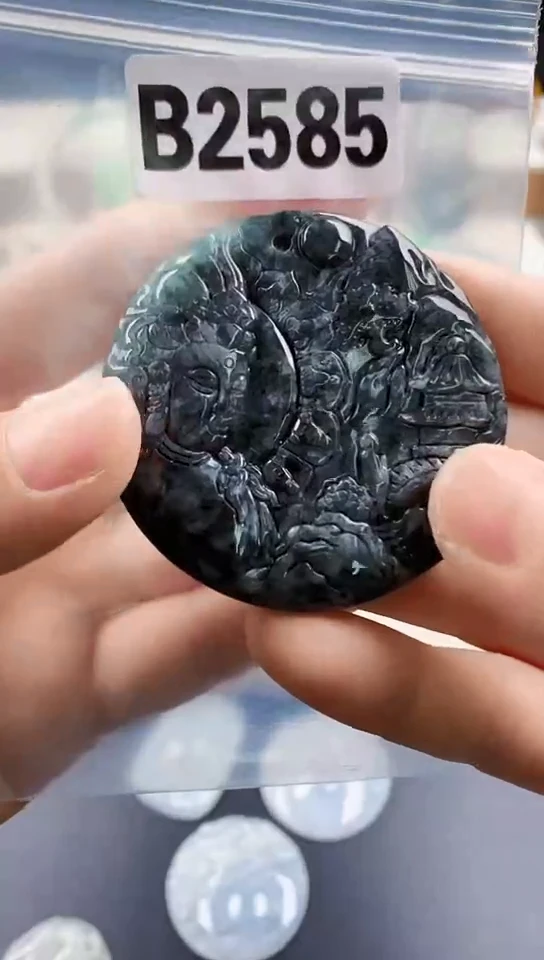 颈饰未镶嵌翡翠天然翡翠吊坠挂件