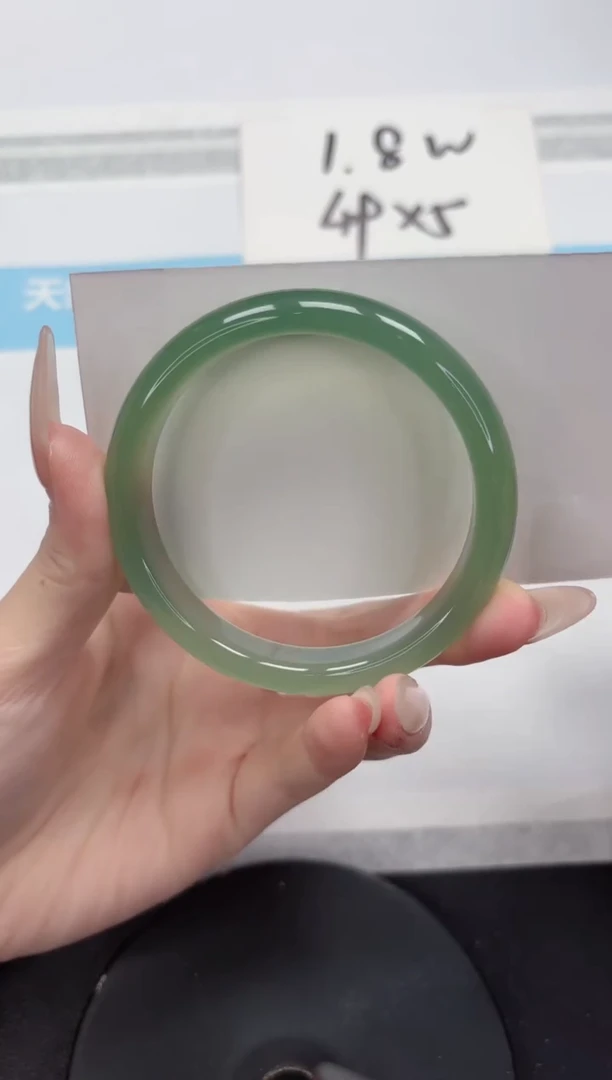 石英质玉手镯未镶嵌A197-56.8