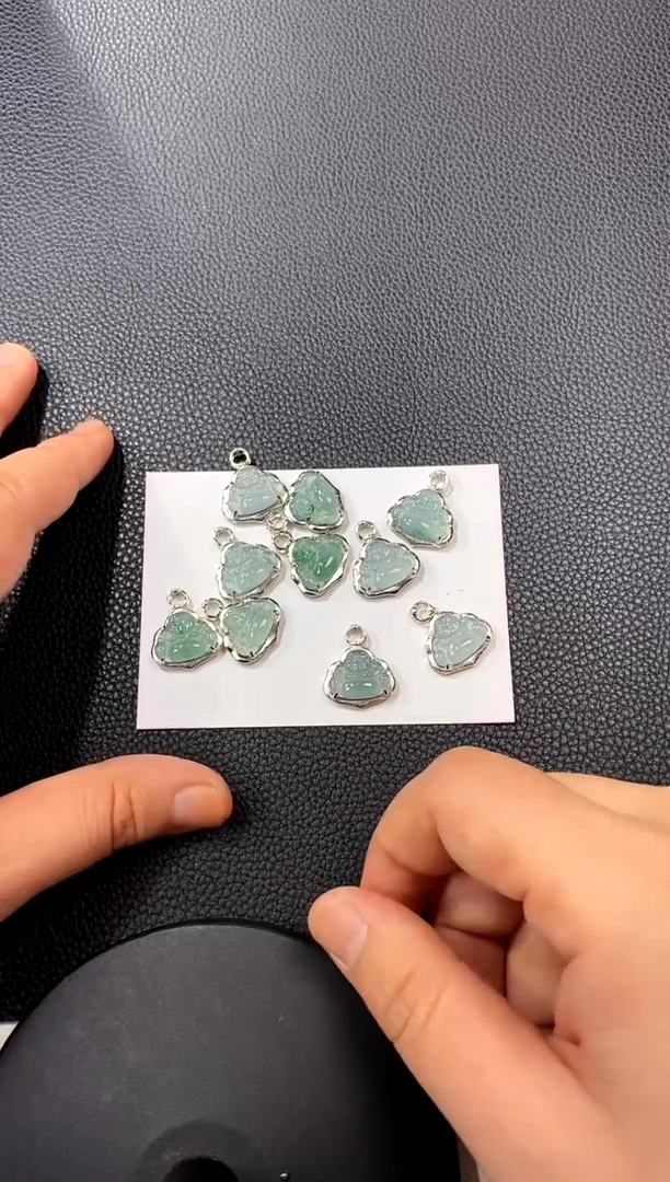 【闪购商品】翡翠吊坠(赠链)合金买断价（多样性只发其一）