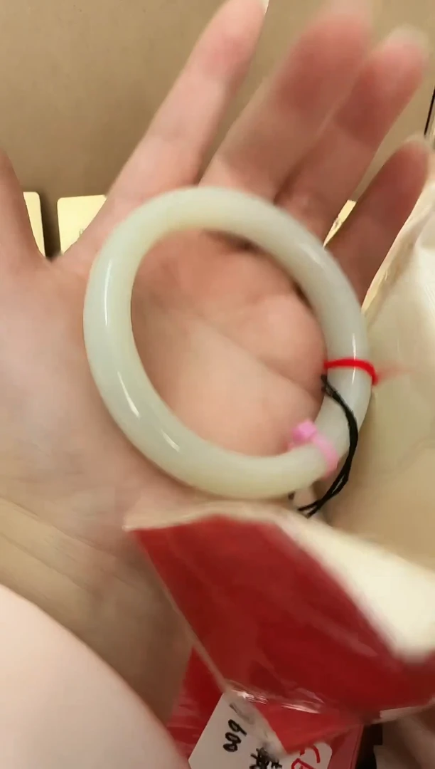 未镶嵌手镯和田玉50