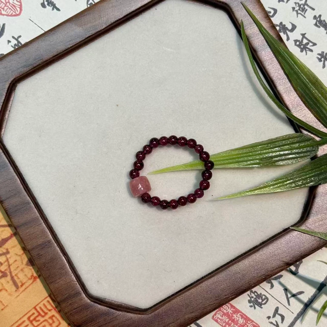 0.3石榴石十红纹石戒指MK1050