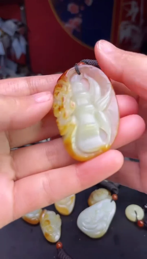 颈饰未镶嵌和田玉123