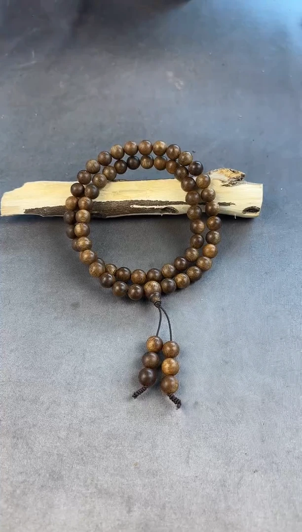 沉香沉香碎屑+芽庄白奇10手持圆珠沉43克+多样性发一