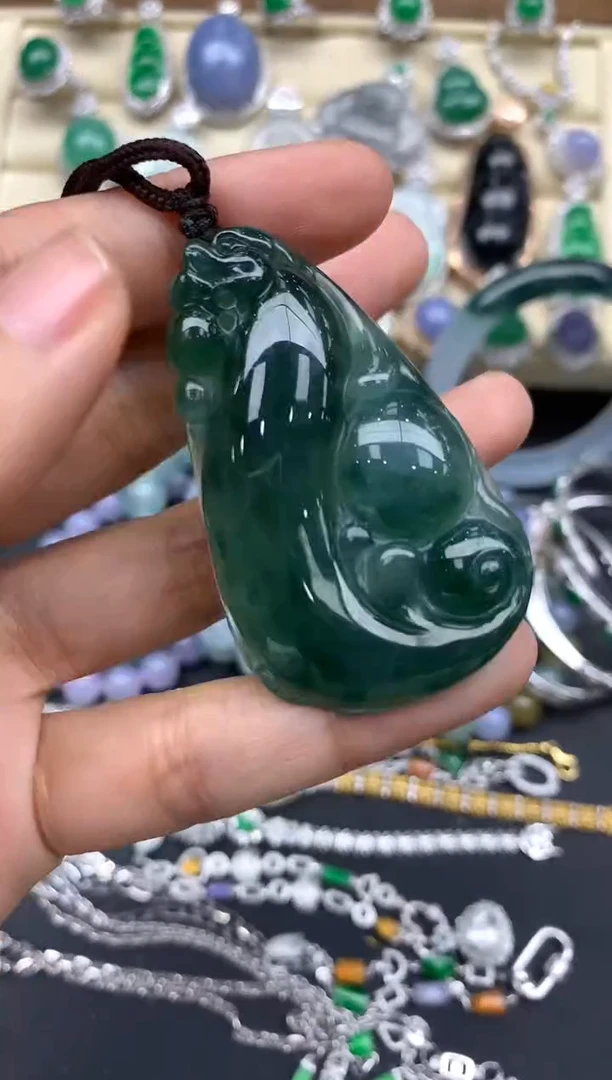 翡翠未镶嵌颈饰450-春日珠宝