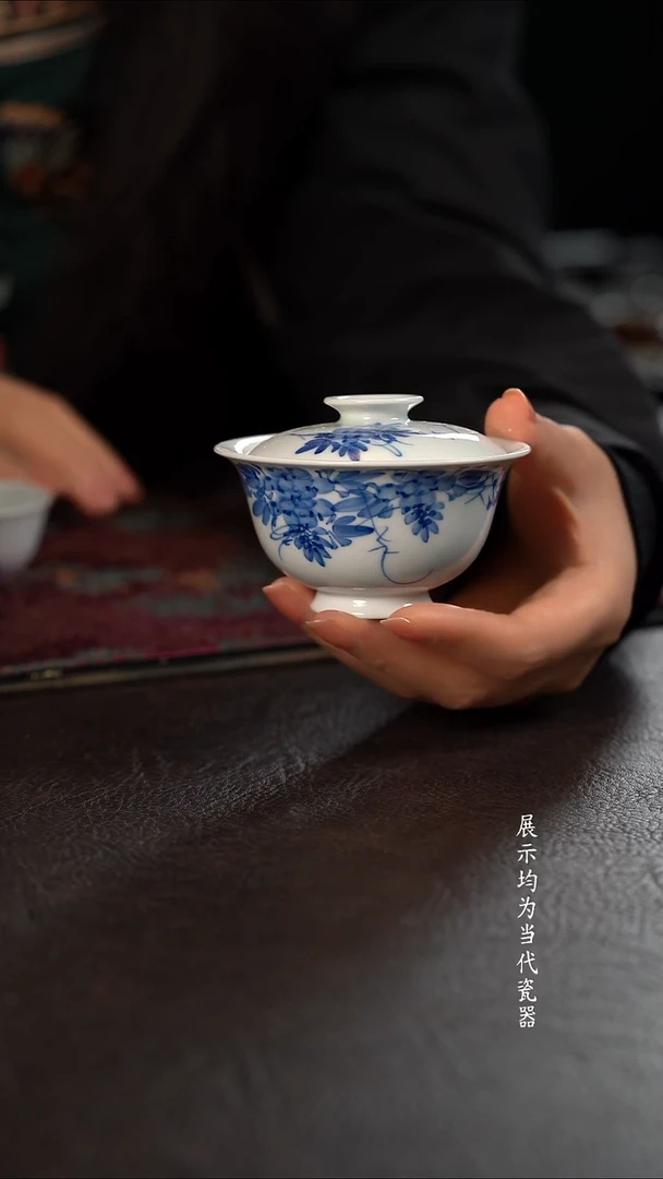 品遗HL紫藤花撇口盖碗 随机