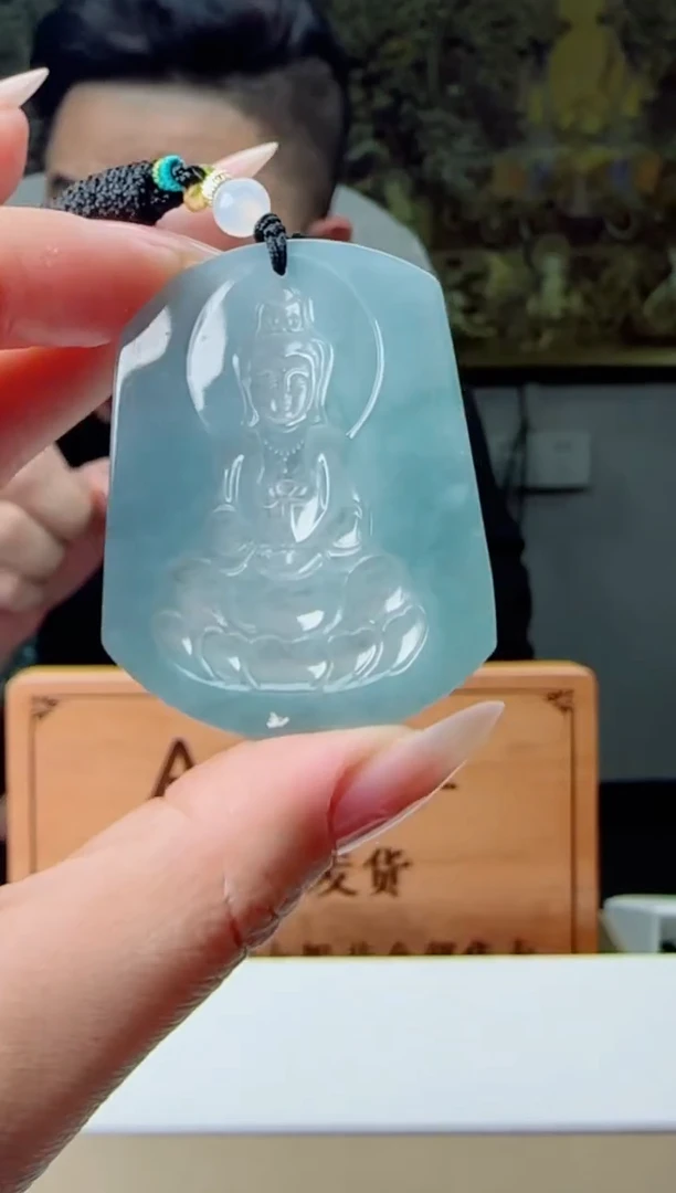 【闪购商品】翡翠颈饰未镶嵌111111111
