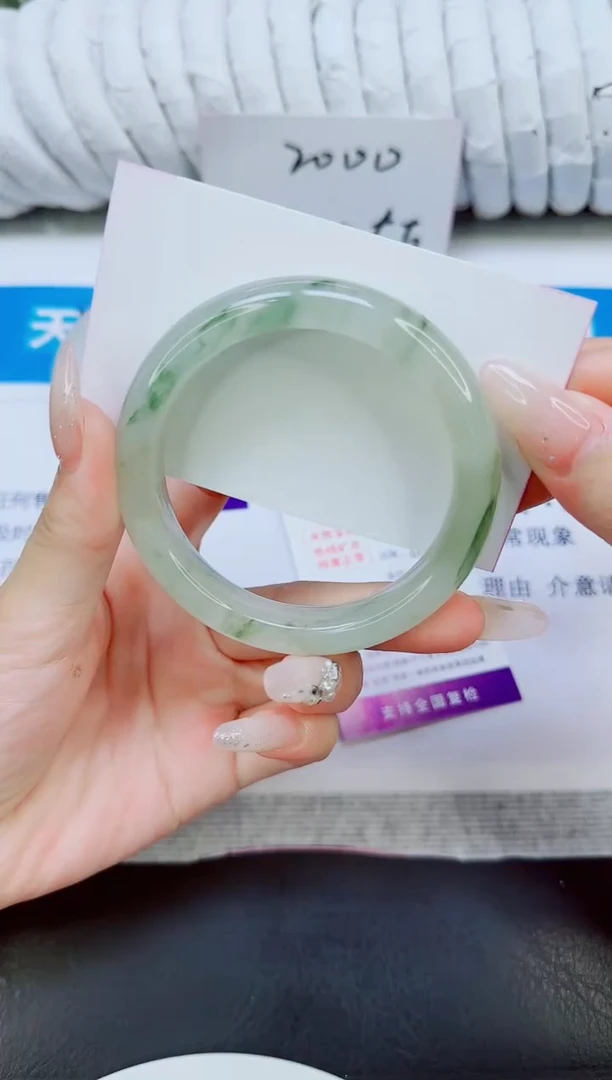 未镶嵌手镯石英质玉21/56