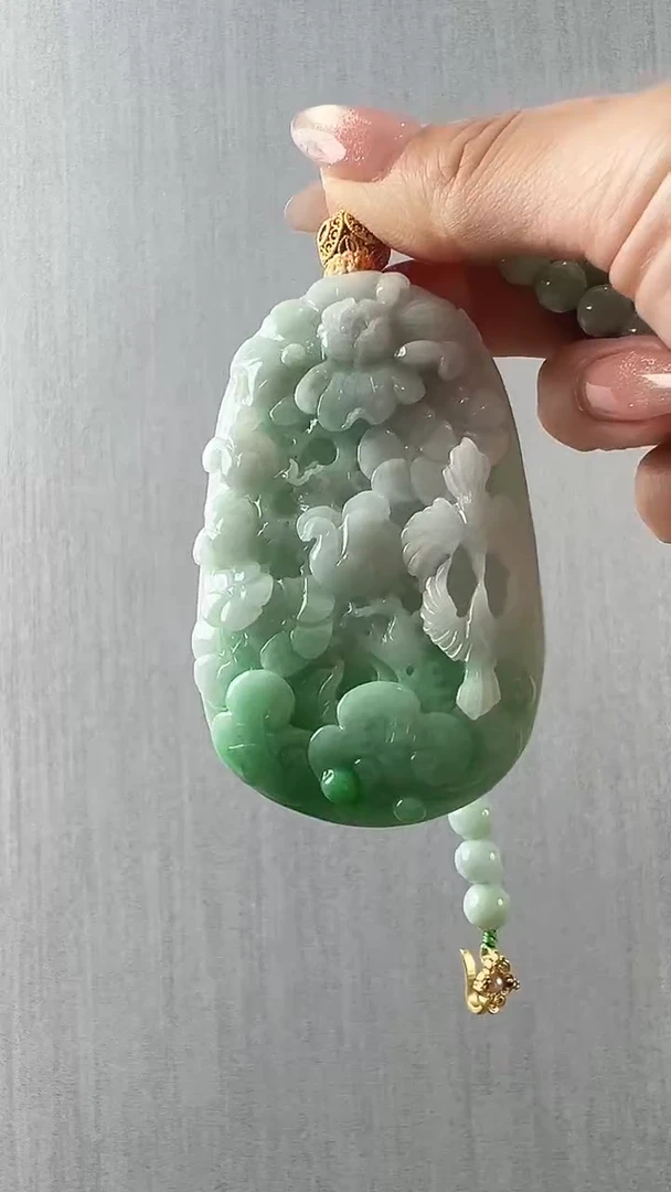 颈饰未镶嵌翡翠喜上眉梢