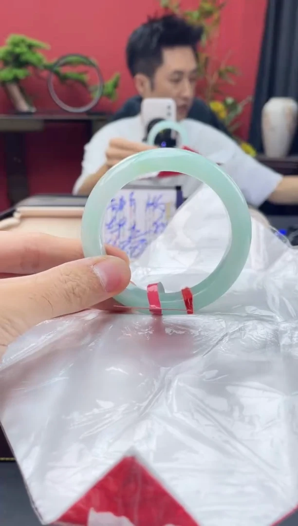 未镶嵌手镯翡翠3