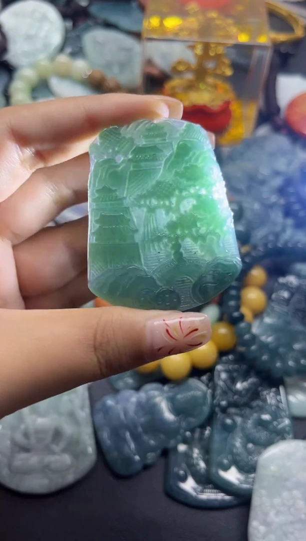 【闪购商品】翡翠颈饰未镶嵌翡翠