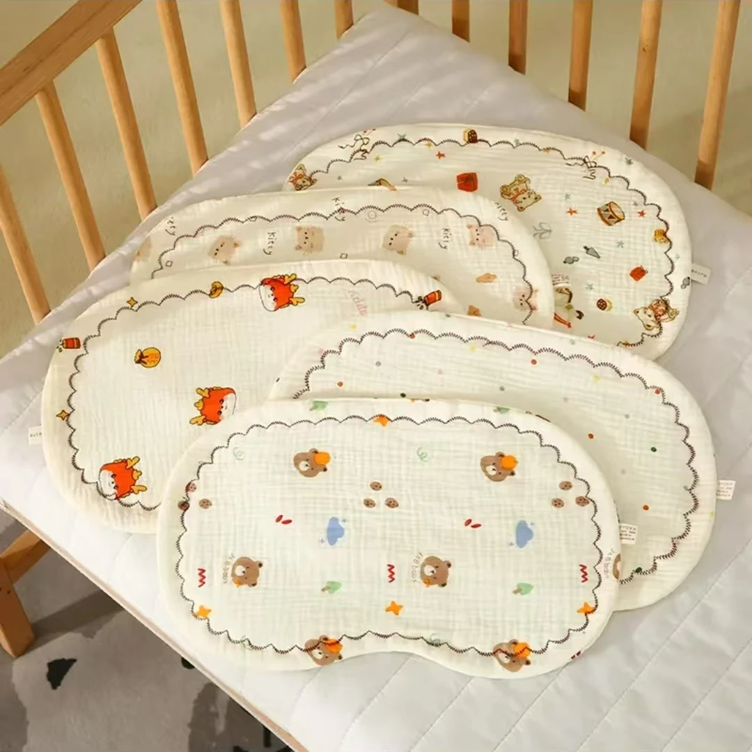 婴儿枕头新生儿幼儿四季柔软纱布防吐奶枕头0-12个月透气云片枕