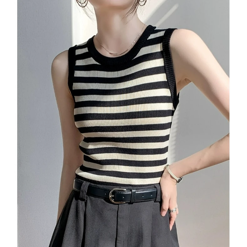 夏季宽松黑白条纹女背心打底吊带时尚百搭显瘦高档无袖冰丝针织衫