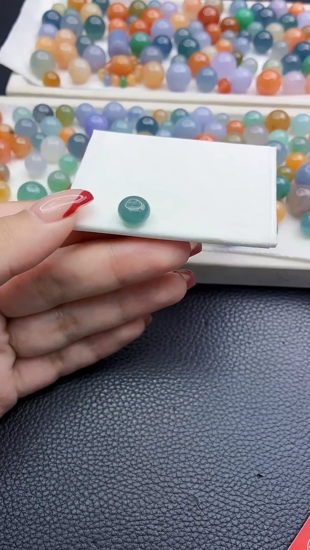 未镶嵌定制翡翠叶*5586