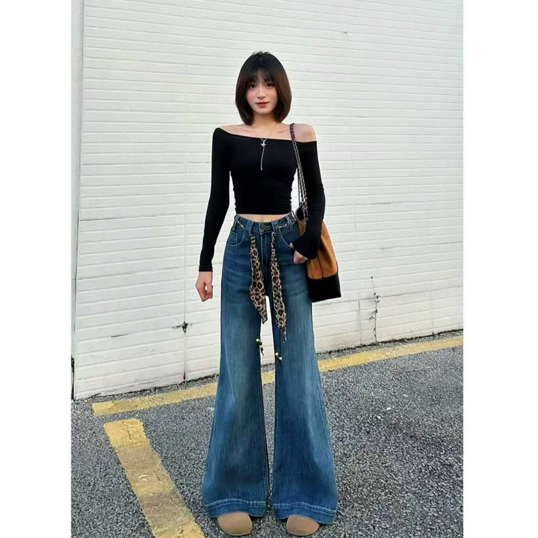百搭复古高腰不贴腿微喇牛仔裤女2025年秋季新款宽松显瘦拖地长裤