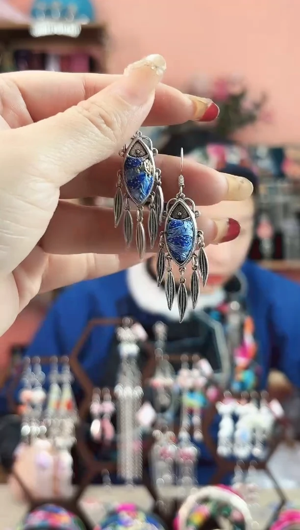 太****?艺枝独绣手工饰品212*