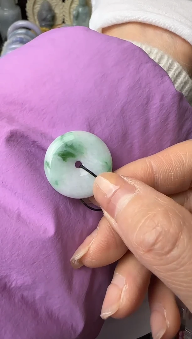 【闪购商品】翡翠颈饰未镶嵌挂件