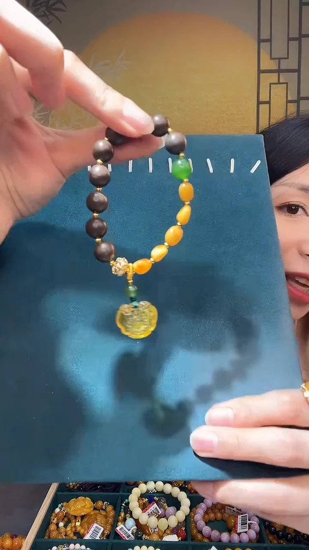 未镶嵌琥珀裸石A1223天然蜜蜡