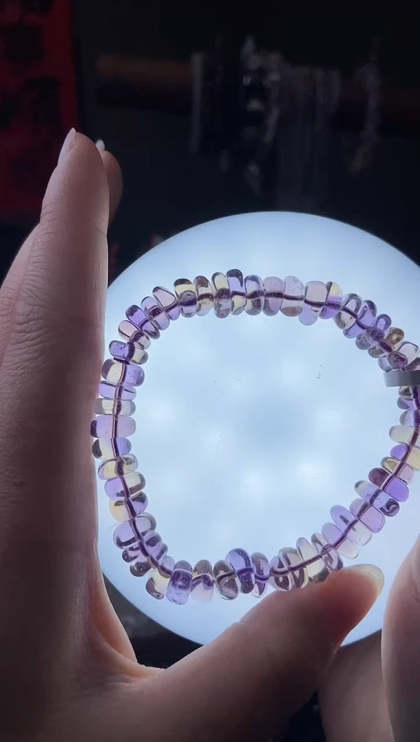 水晶手链未镶嵌紫黄晶随行