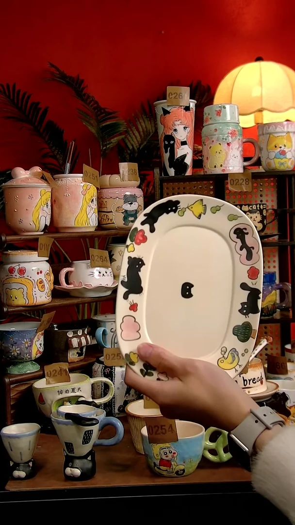 盘瓷DIY景德镇创意陶瓷手工卡通风小猫盘