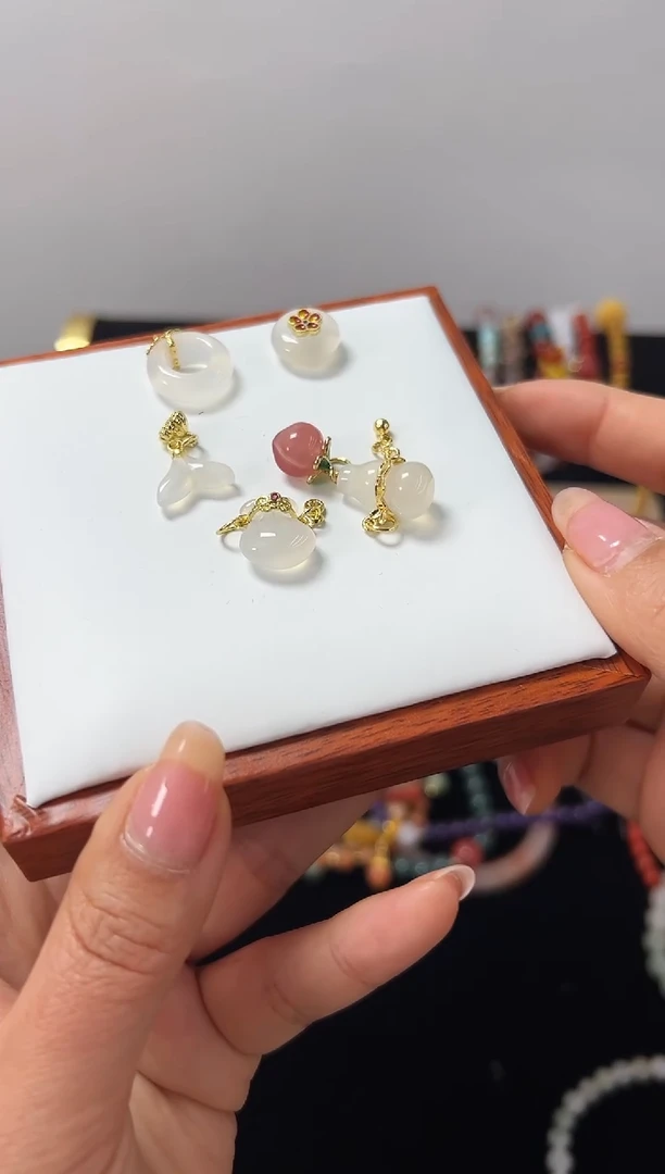 非金属无手镯吊坠集合