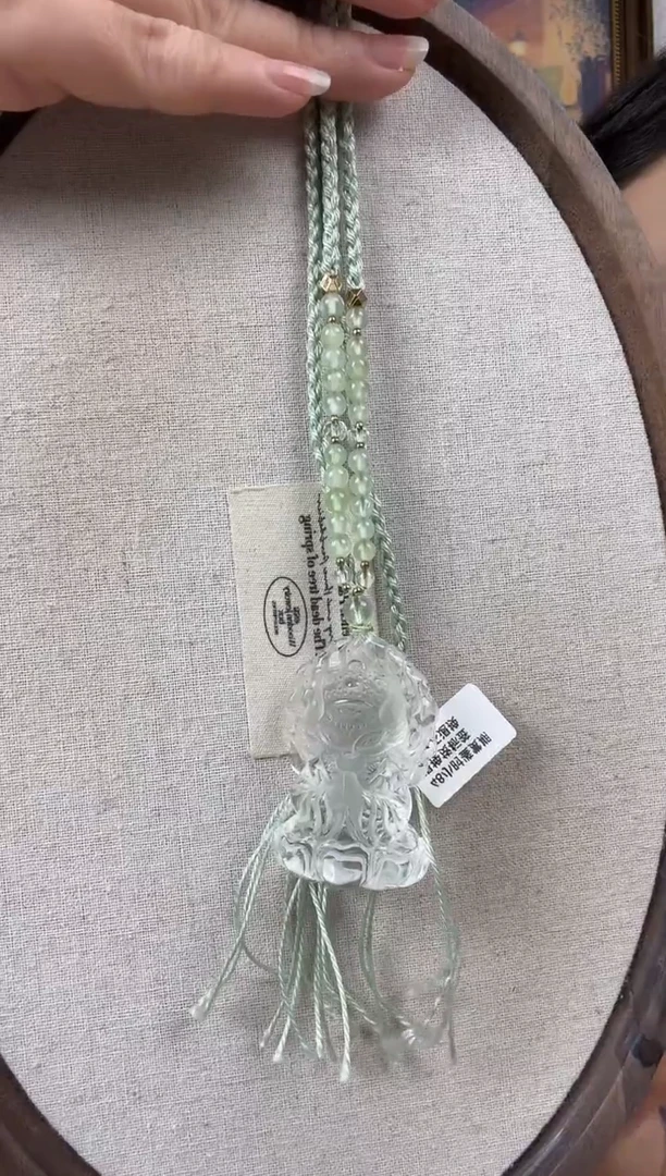 颈饰未镶嵌水晶i*琪纯天然水晶狐狐吊坠