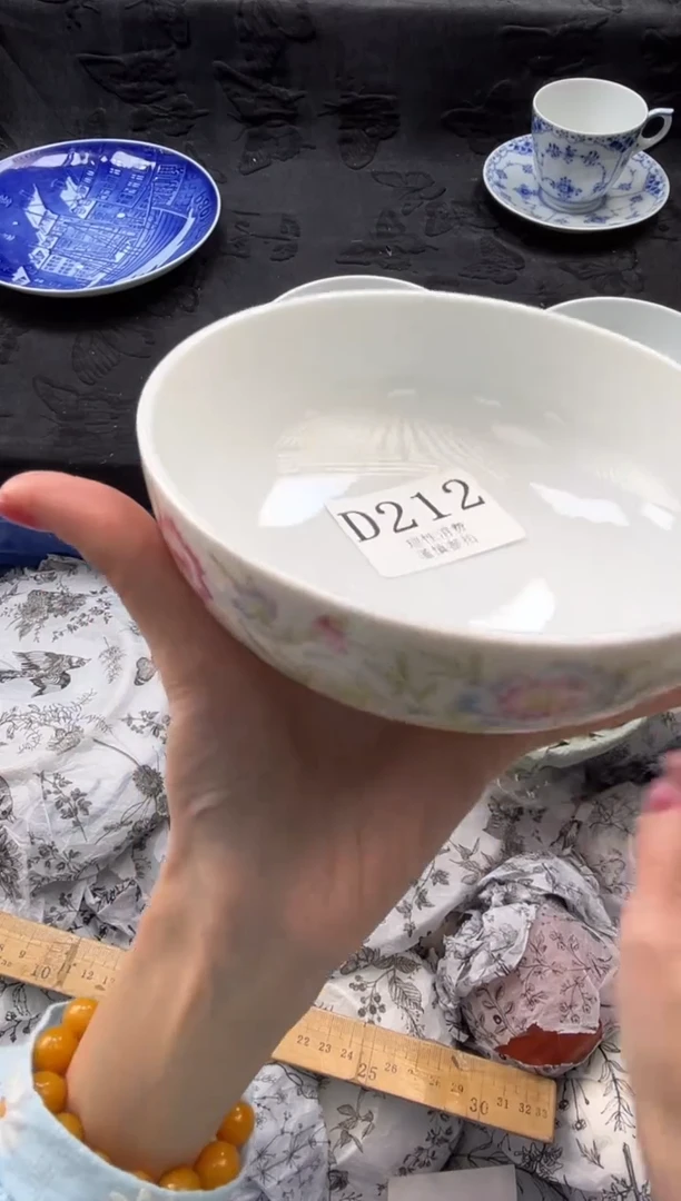 瓷片发****?       D212