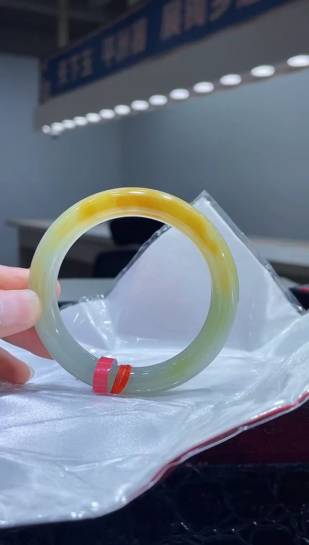 未镶嵌手镯翡翠3