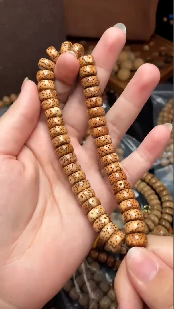 手串星月菩提精工级粉皮陈籽花皮药片手持（B）