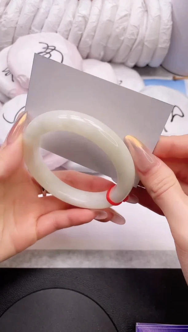 【闪购商品】和田玉手镯未镶嵌18L112-60