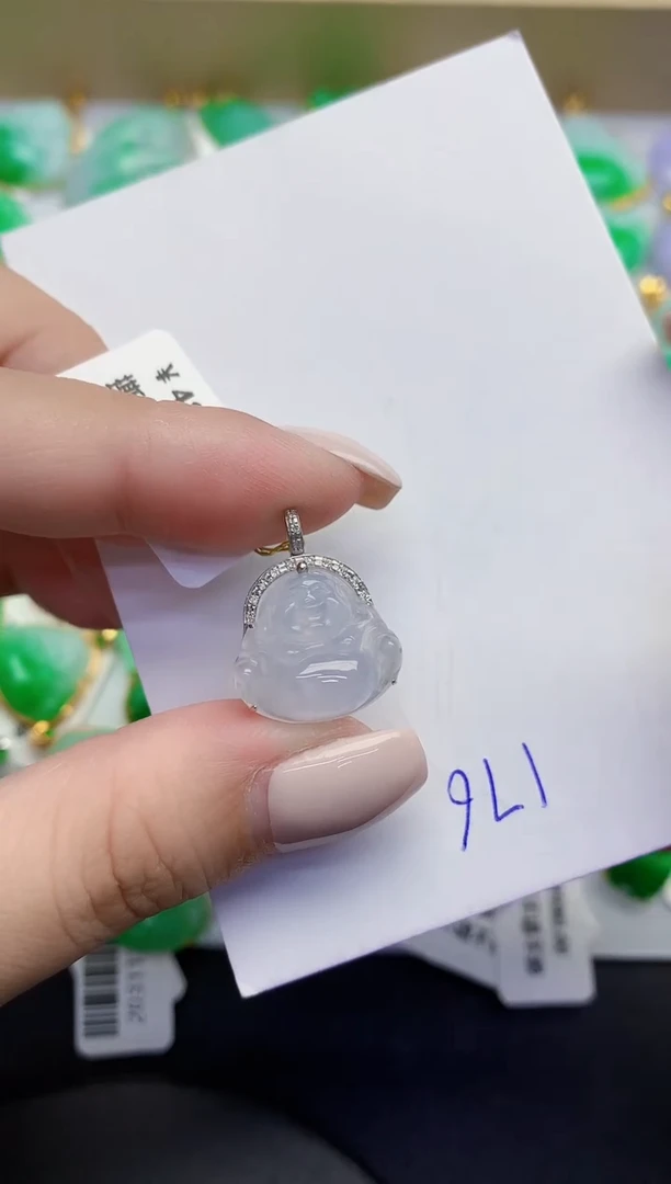 颈饰18K金镶嵌翡翠缅甸天然翡翠A货