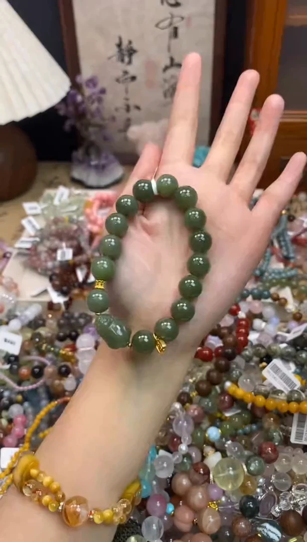 未镶嵌和田玉手饰541