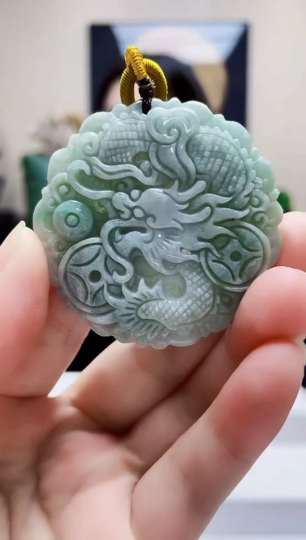 颈饰未镶嵌翡翠吊坠5