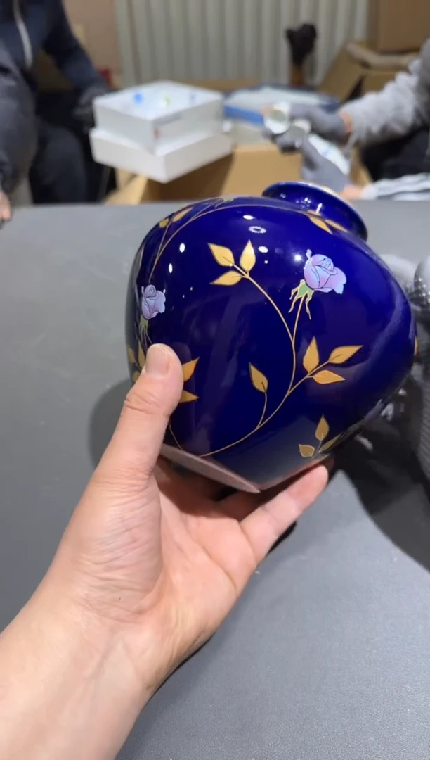 【闪购商品】杯小四孤品收藏中古品