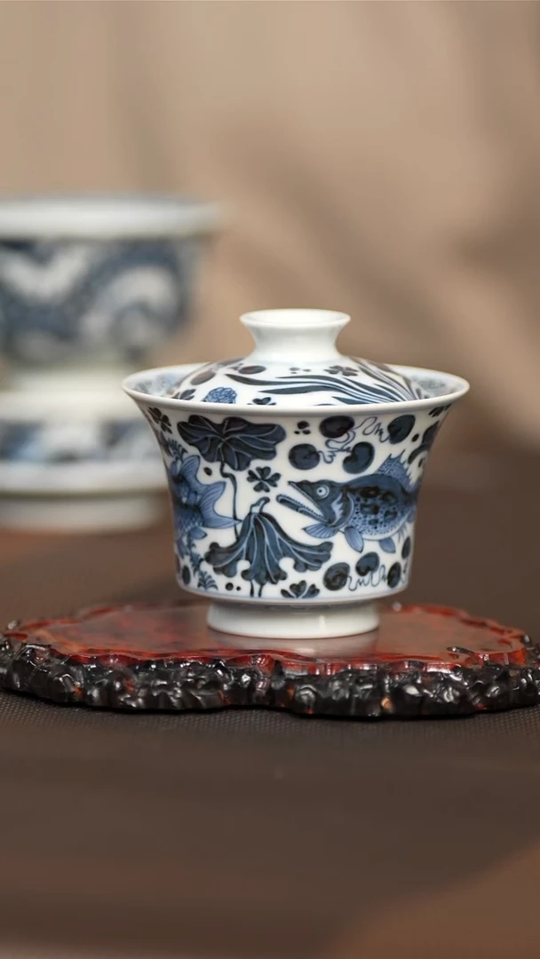 景德镇纯手工纯手绘 鱼藻盖碗  容量150