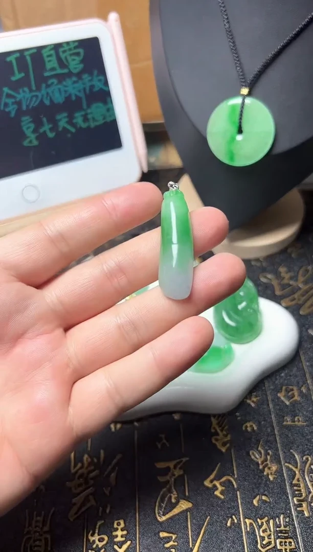 颈饰未镶嵌翡翠所见即所得，一图一物