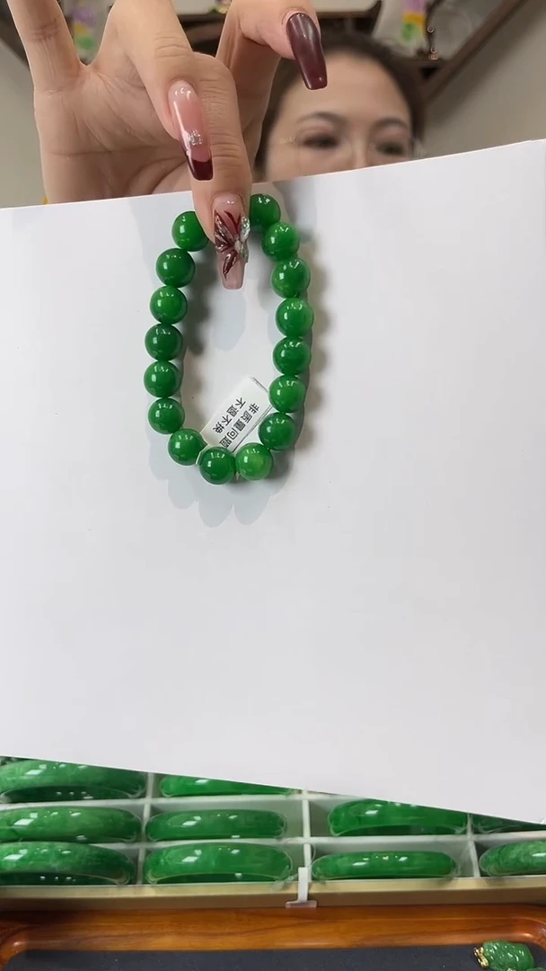 【闪购商品】砖雕闪22 辣阳绿手串 12mm
