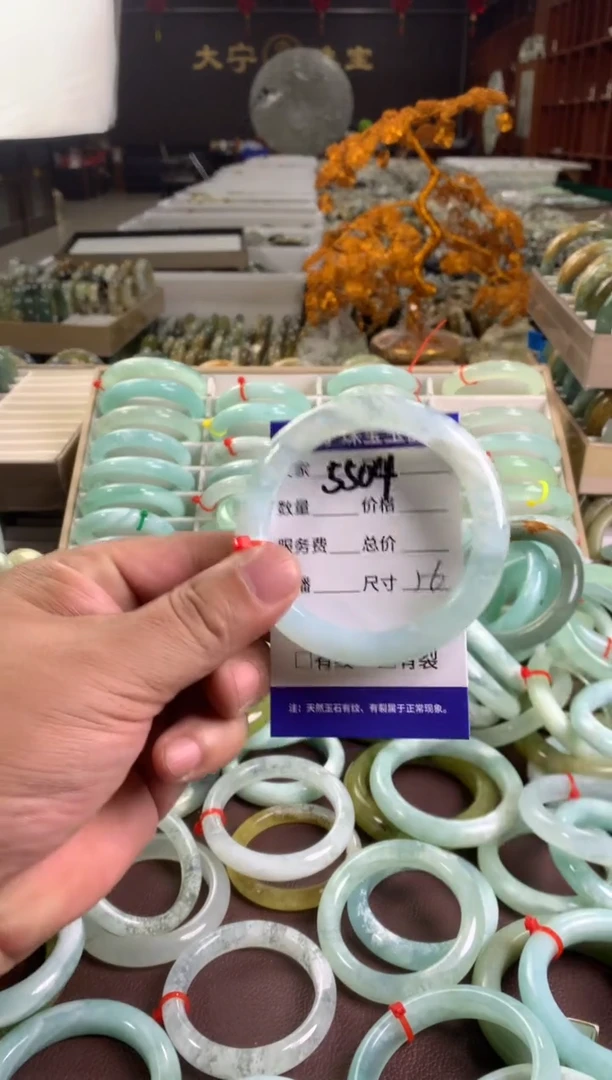 蛇纹石玉未镶嵌手镯5504