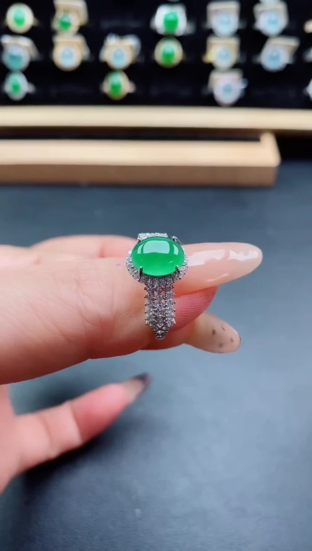 银S925镶嵌戒指翡翠1