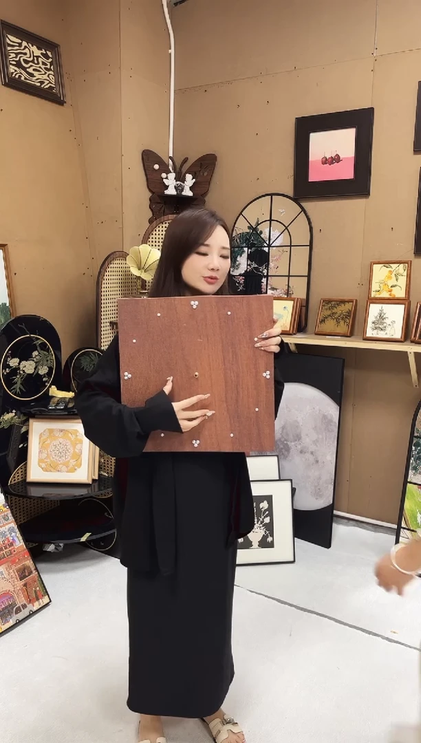 竖款40*40  立体珍珠钟表