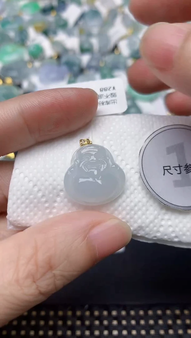 颈饰18K金镶嵌翡翠天然缅甸A货翡翠
