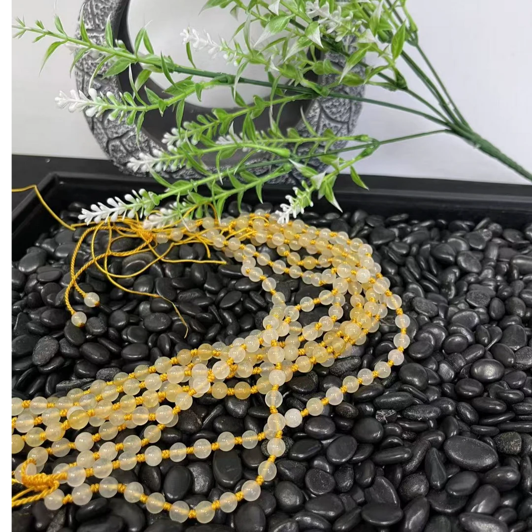 德德严品黄龙玉挂件